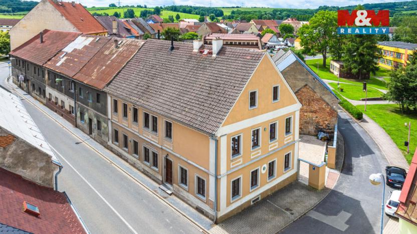 Prodej činžovního domu, Kravaře, P. Bezruče, 254 m2