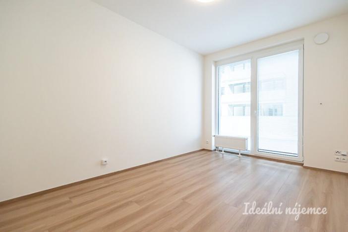 Pronájem bytu 2+kk, Praha - Prosek, Čakovická, 43 m2