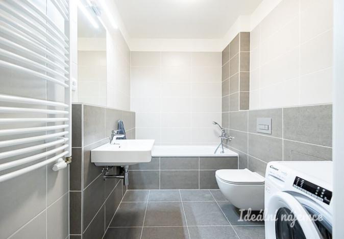 Pronájem bytu 2+kk, Praha - Prosek, Čakovická, 43 m2