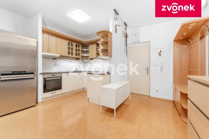 Prodej bytu 2+kk, Otrokovice, nám. 3. května, 50 m2