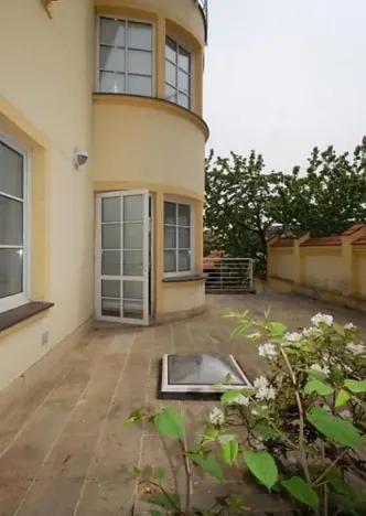 Pronájem kanceláře, Praha - Jinonice, Klikatá, 147 m2