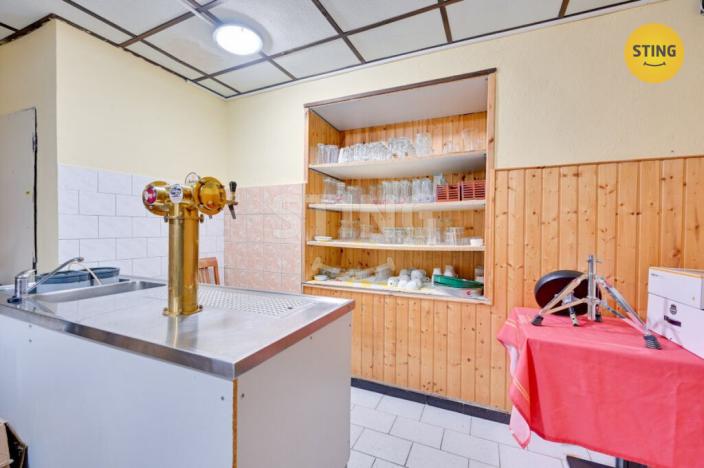 Prodej ubytování, Bouzov, 1023 m2