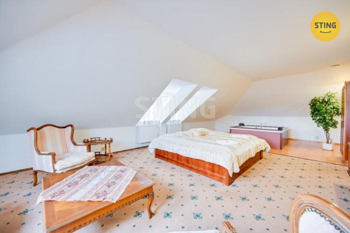 Prodej ubytování, Bouzov, 1023 m2