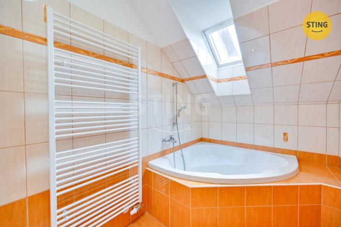 Prodej ubytování, Bouzov, 1023 m2