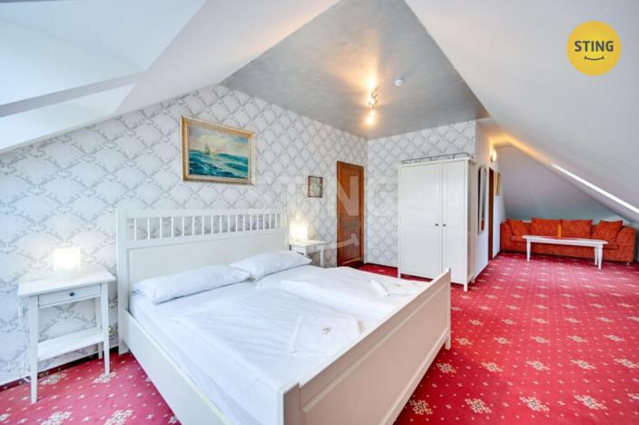 Prodej ubytování, Bouzov, 1023 m2