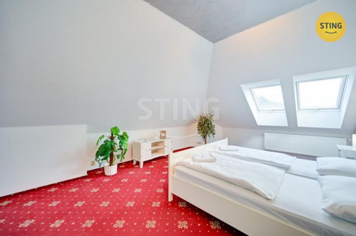 Prodej ubytování, Bouzov, 1023 m2