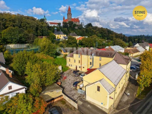 Prodej ubytování, Bouzov, 1023 m2