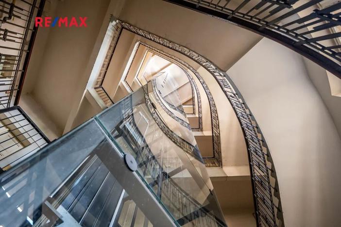 Prodej bytu 3+1, Praha - Bubeneč, Terronská, 95 m2