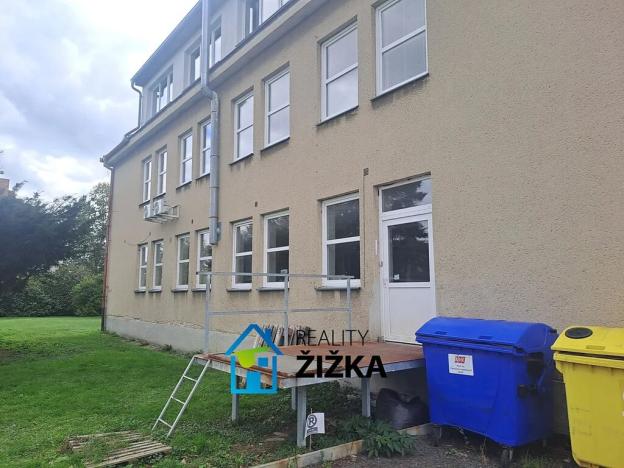 Pronájem výrobních prostor, Hrušovany u Brna, U Výzkumu, 200 m2