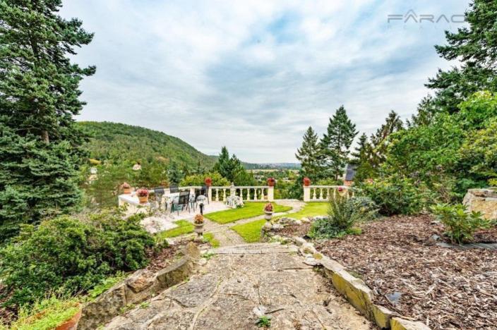 Pronájem vily, Černošice, 165 m2