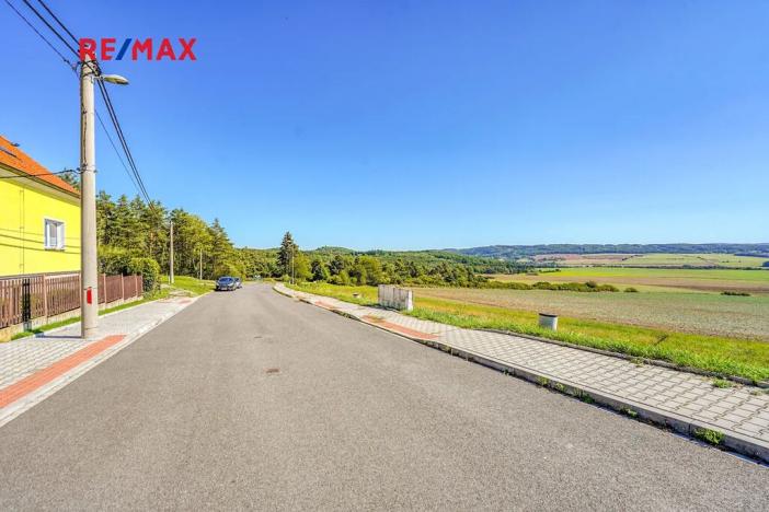 Prodej pozemku pro bydlení, Chlumčany, 732 m2