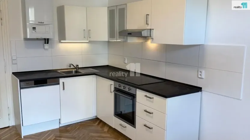 Pronájem bytu 3+kk, Praha - Nusle, Svatoplukova, 55 m2