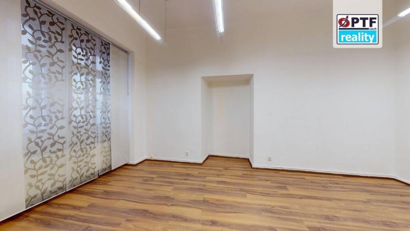 Pronájem kanceláře, Plzeň, Dominikánská, 60 m2