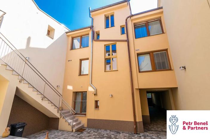 Pronájem bytu 3+kk, Rakovník, Husovo náměstí, 87 m2