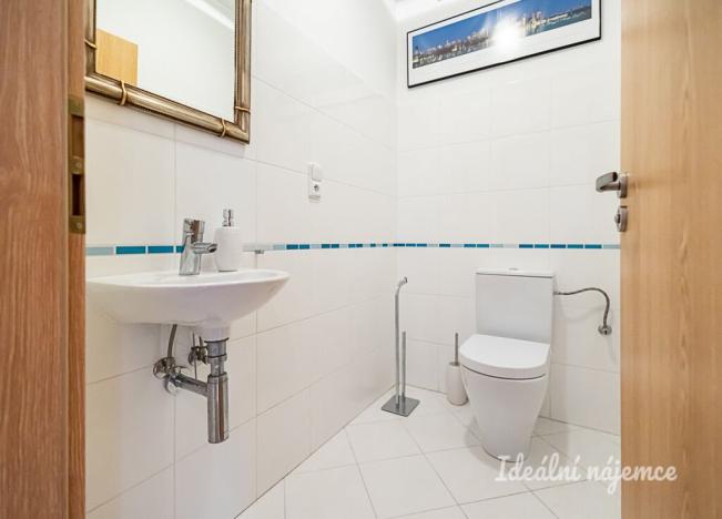 Pronájem rodinného domu, Měšice, Nad Babím dolem, 131 m2