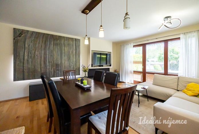 Pronájem rodinného domu, Měšice, Nad Babím dolem, 131 m2