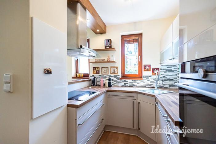 Pronájem rodinného domu, Měšice, Nad Babím dolem, 131 m2