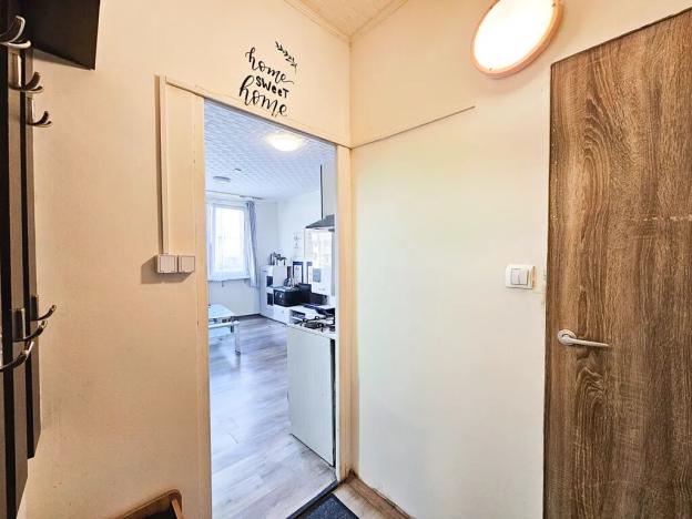 Prodej bytu 3+kk, Praha - Kamýk, Cholupická, 46 m2