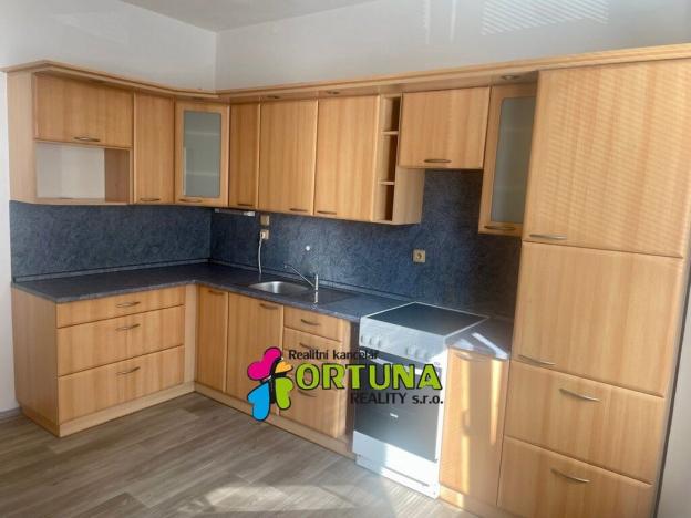 Pronájem bytu 3+1, České Budějovice, V. Špály, 68 m2