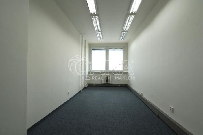 Pronájem kanceláře, Praha, Roztylská, 18 m2
