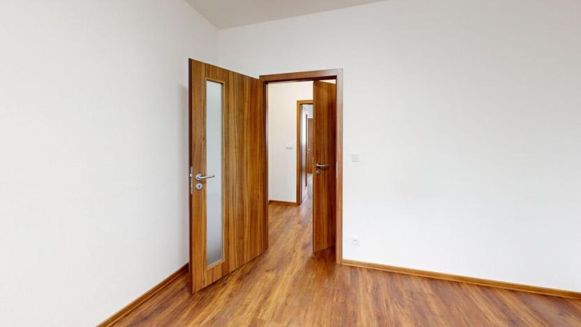 Pronájem bytu 2+1, Otrokovice, Nádražní, 60 m2