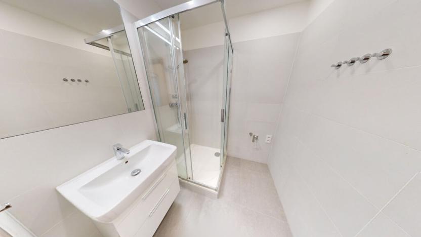 Pronájem bytu 2+1, Otrokovice, Nádražní, 60 m2