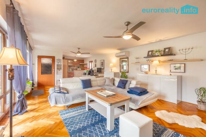 Prodej rodinného domu, Zahrádky, 196 m2