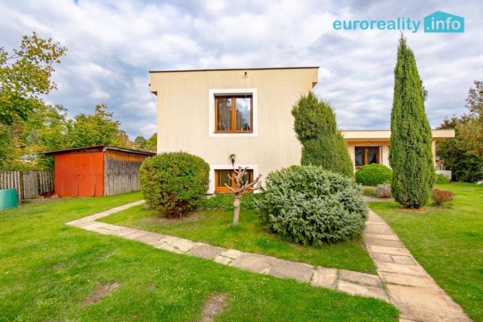 Prodej rodinného domu, Zahrádky, 196 m2