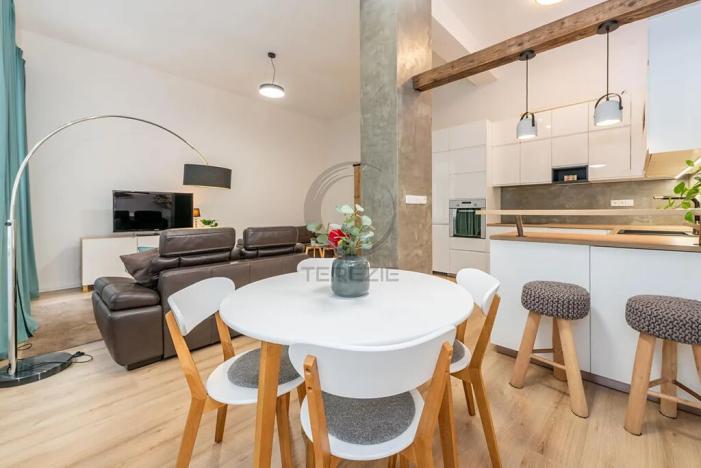 Pronájem bytu 2+kk, Praha - Vinohrady, Vinohradská, 69 m2