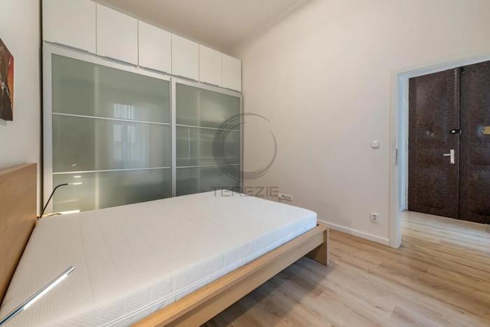 Pronájem bytu 2+kk, Praha - Vinohrady, Vinohradská, 69 m2
