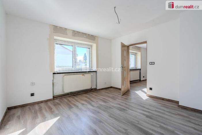 Prodej rodinného domu, Vědomice, Vetelská, 460 m2