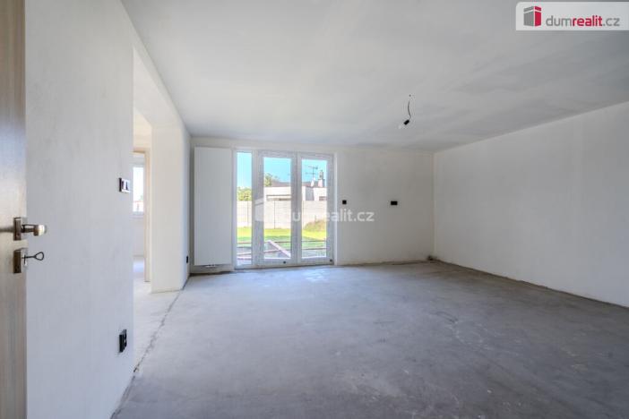 Prodej rodinného domu, Vědomice, Vetelská, 460 m2