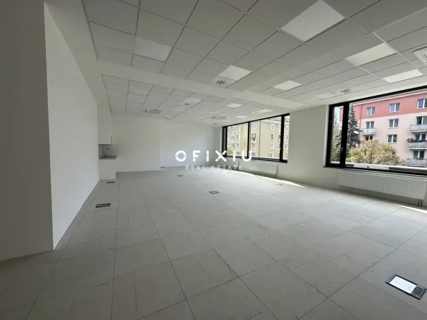 Pronájem kanceláře, Brno, Botanická, 89 m2