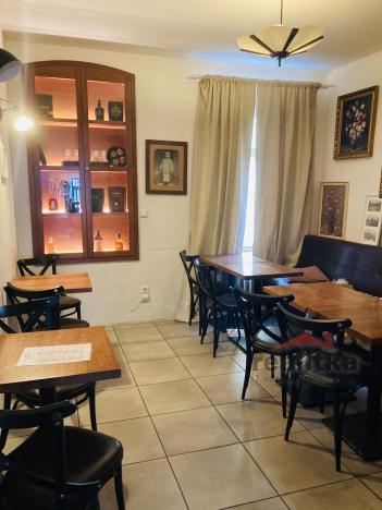 Pronájem restaurace, Opava - Město, Dolní náměstí, 150 m2