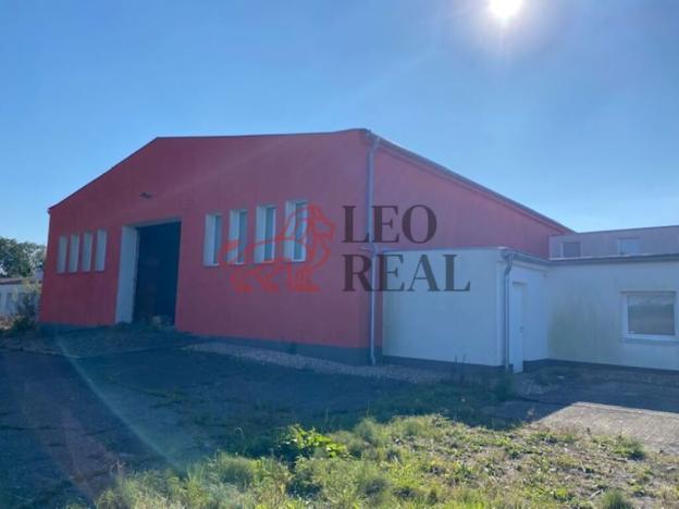 Pronájem skladu, Rostěnice-Zvonovice - Zvonovice, 1850 m2