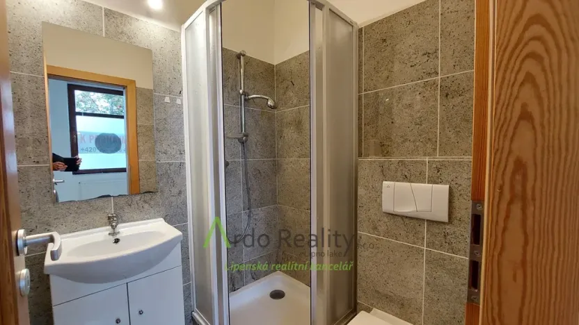 Pronájem komerční nemovitosti, Lipno nad Vltavou, 62 m2