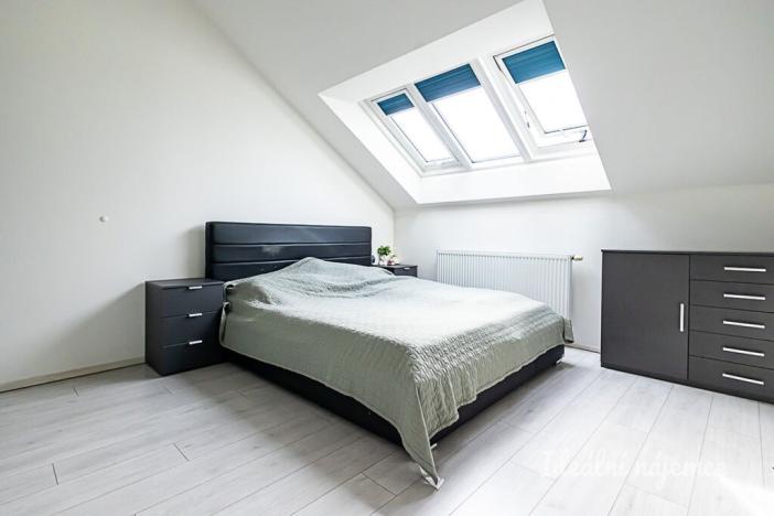 Pronájem bytu 2+kk, Praha - Nové Město, Sokolská, 49 m2