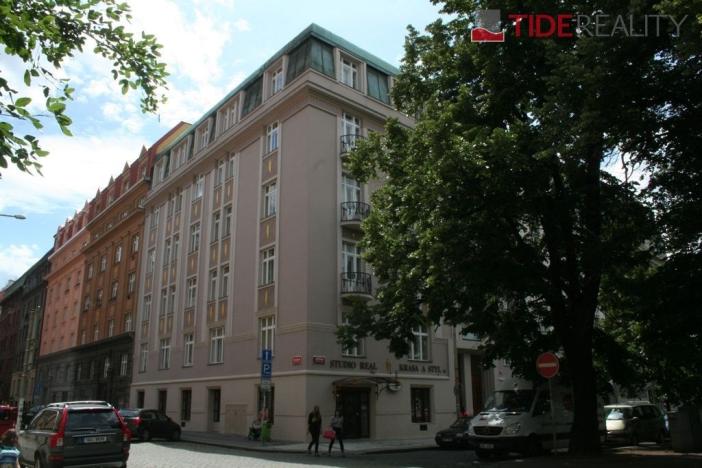 Pronájem bytu 2+1, Praha - Nové Město, Dřevná, 80 m2