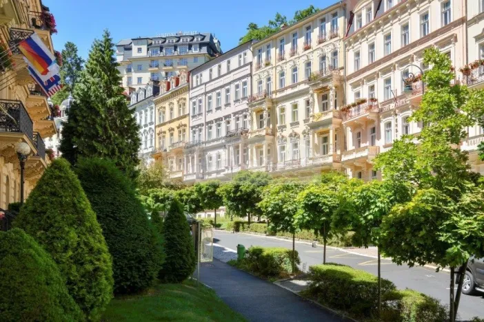 Prodej bytu 2+kk, Karlovy Vary, Sadová, 49 m2