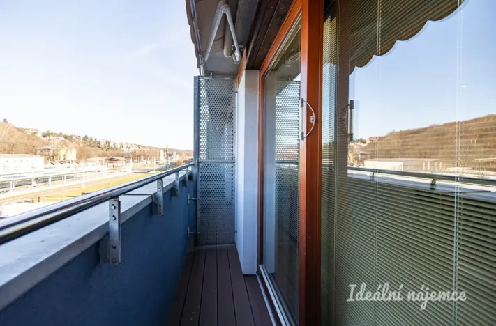 Pronájem bytu 1+kk, Praha - Vysočany, Podnádražní, 22 m2