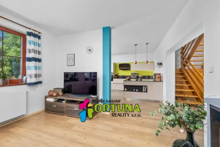 Prodej rodinného domu, Úsilné, 159 m2