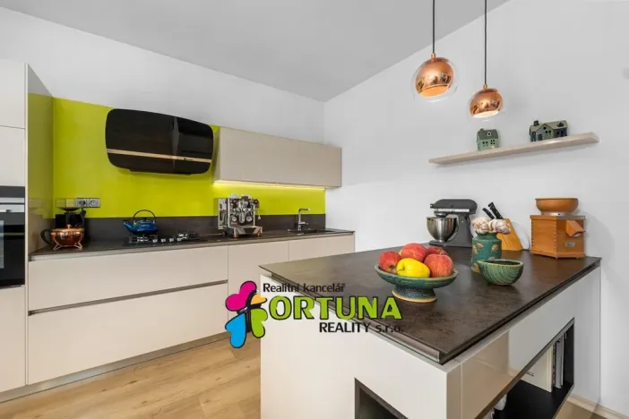 Prodej rodinného domu, Úsilné, 159 m2