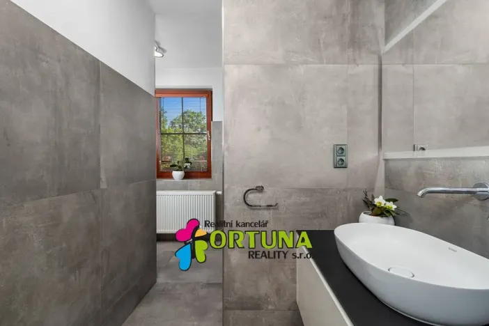 Prodej rodinného domu, Úsilné, 159 m2