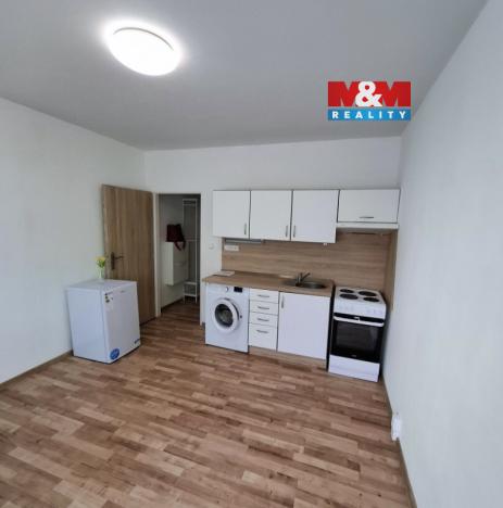 Pronájem bytu 1+kk, Klášterec nad Ohří, Budovatelská, 21 m2