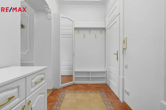 Prodej bytu 2+kk, Karlovy Vary, Ondřejská, 97 m2