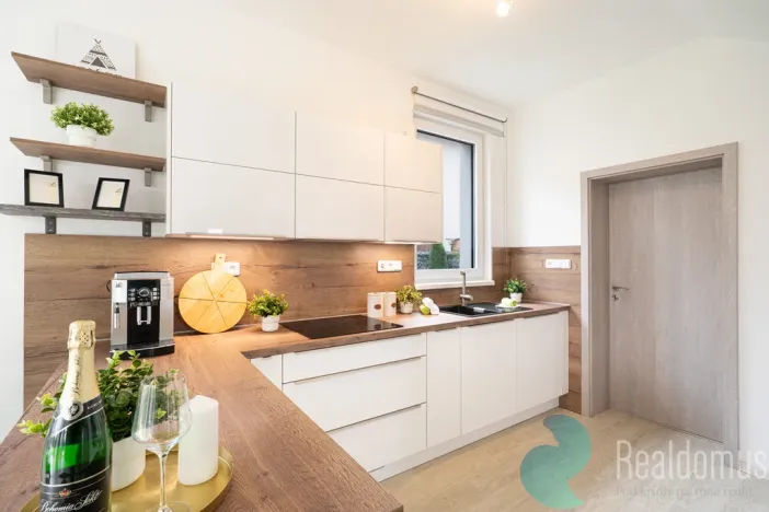 Prodej rodinného domu, České Budějovice, V Březinách, 163 m2