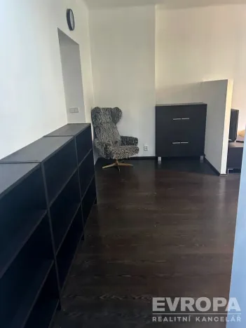 Prodej bytu 2+kk, Praha - Bubeneč, Národní obrany, 50 m2