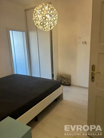 Prodej bytu 2+kk, Praha - Bubeneč, Národní obrany, 50 m2