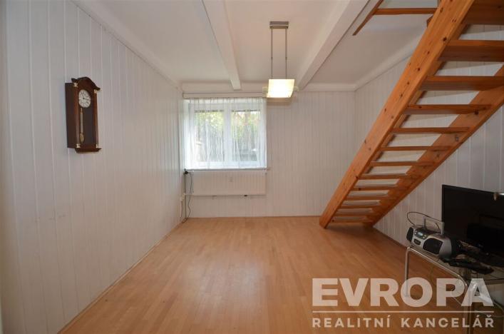 Prodej atypického bytu, Praha - Hloubětín, Klánovická, 54 m2