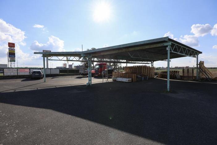 Prodej obchodního prostoru, Roudnice nad Labem, Hornická, 1074 m2